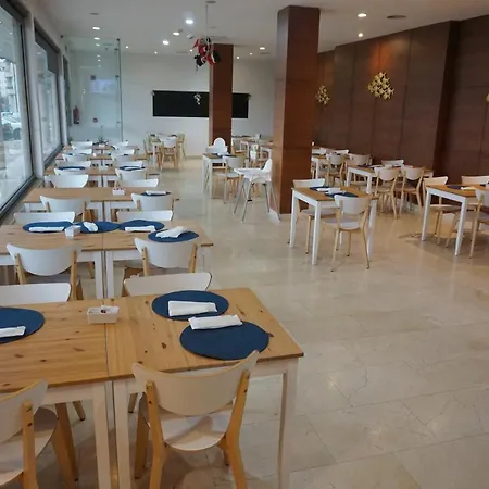 La Fontaine Hotell